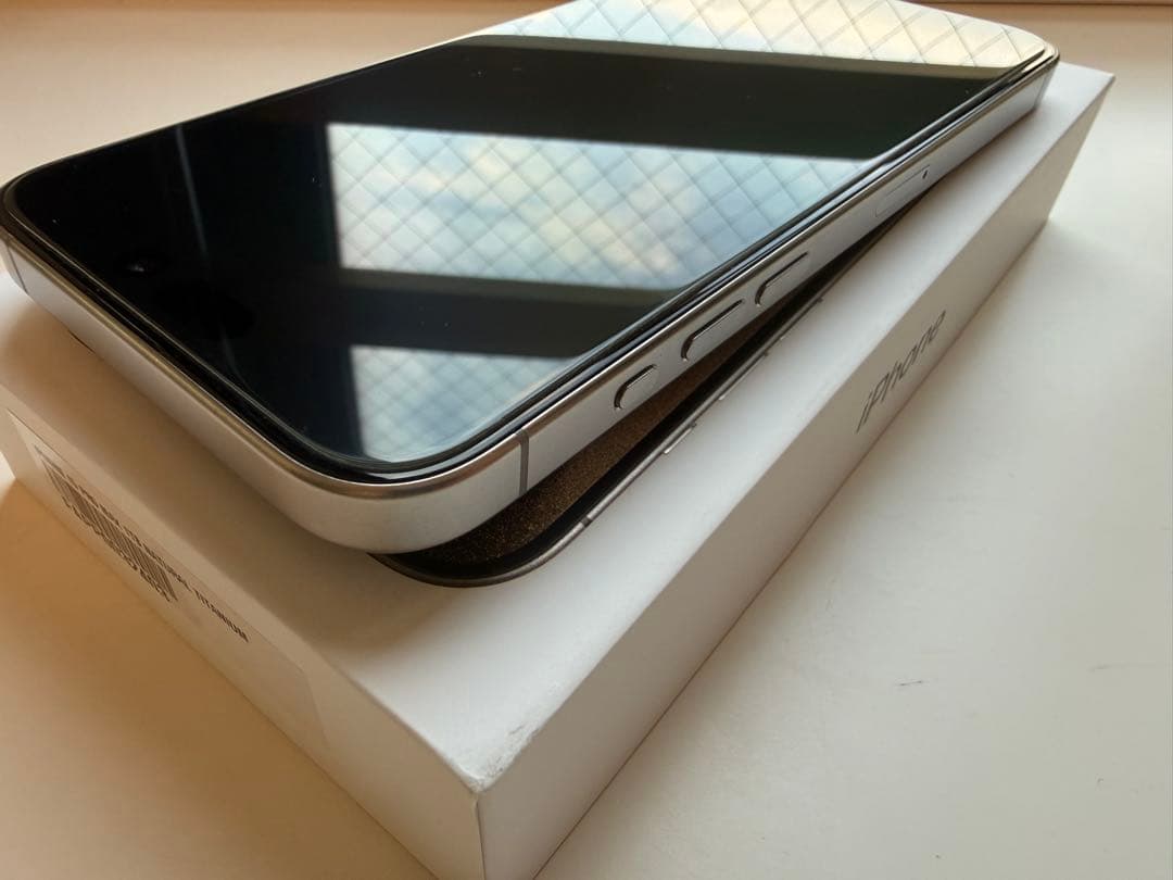 iPhone15 Pro Max 1TB ナチュラルチタニウム 海外版