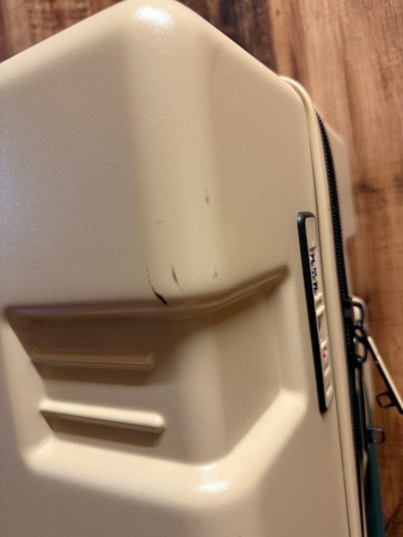 innovator コヨーテキャリーケース　スーツケース　イノベーター　茶色