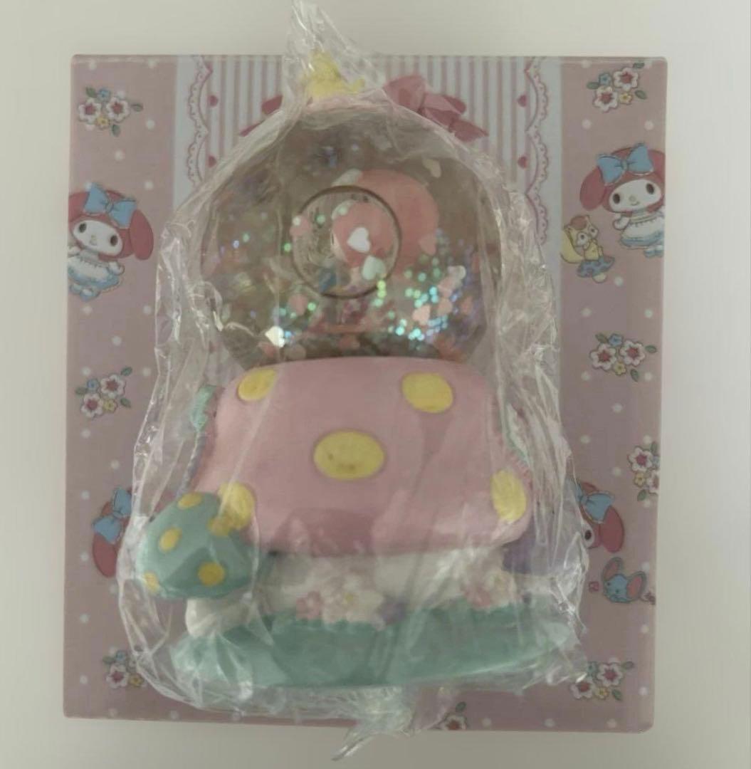 サンリオ　マイメロ　スノーグローブ