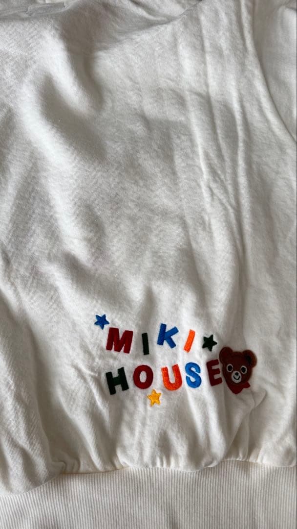 週末限定値下げ 新品未使用 ミキハウス 刺繍 トレーナー 130サイズ