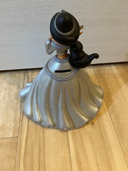 ディズニー　フィギュア　ジャスミン