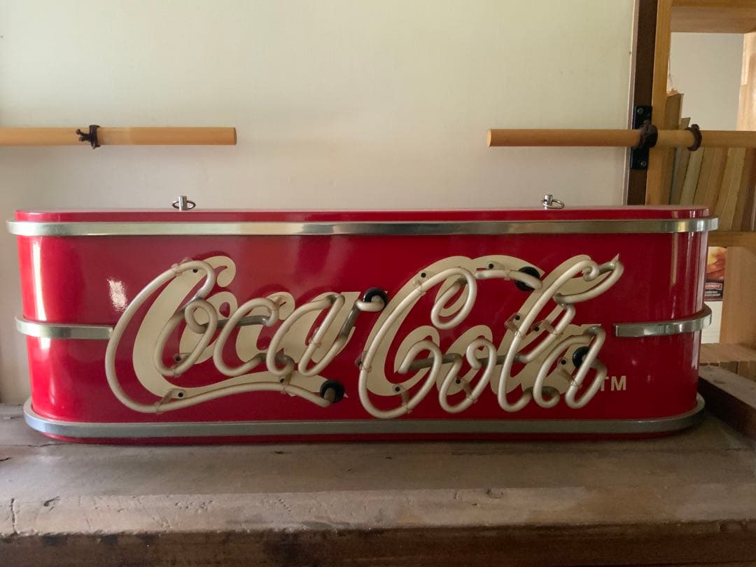 コカコーラ　ネオン菅