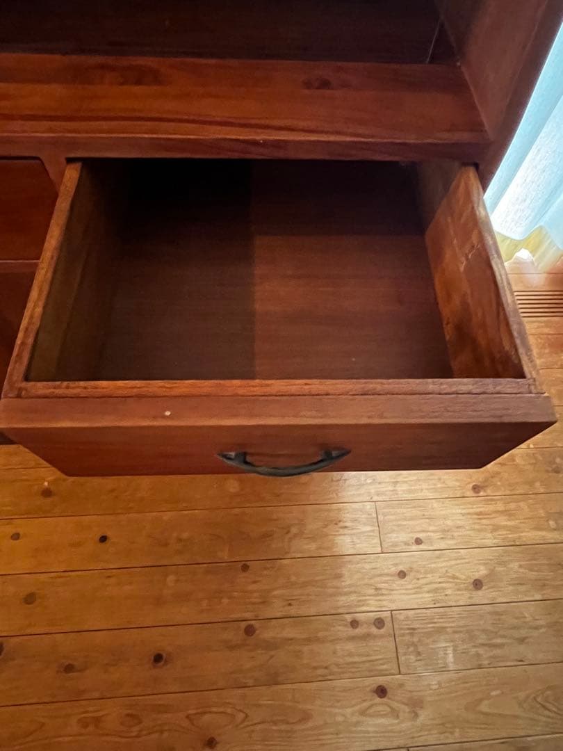 アンティーク木製ガラス扉キャビネット