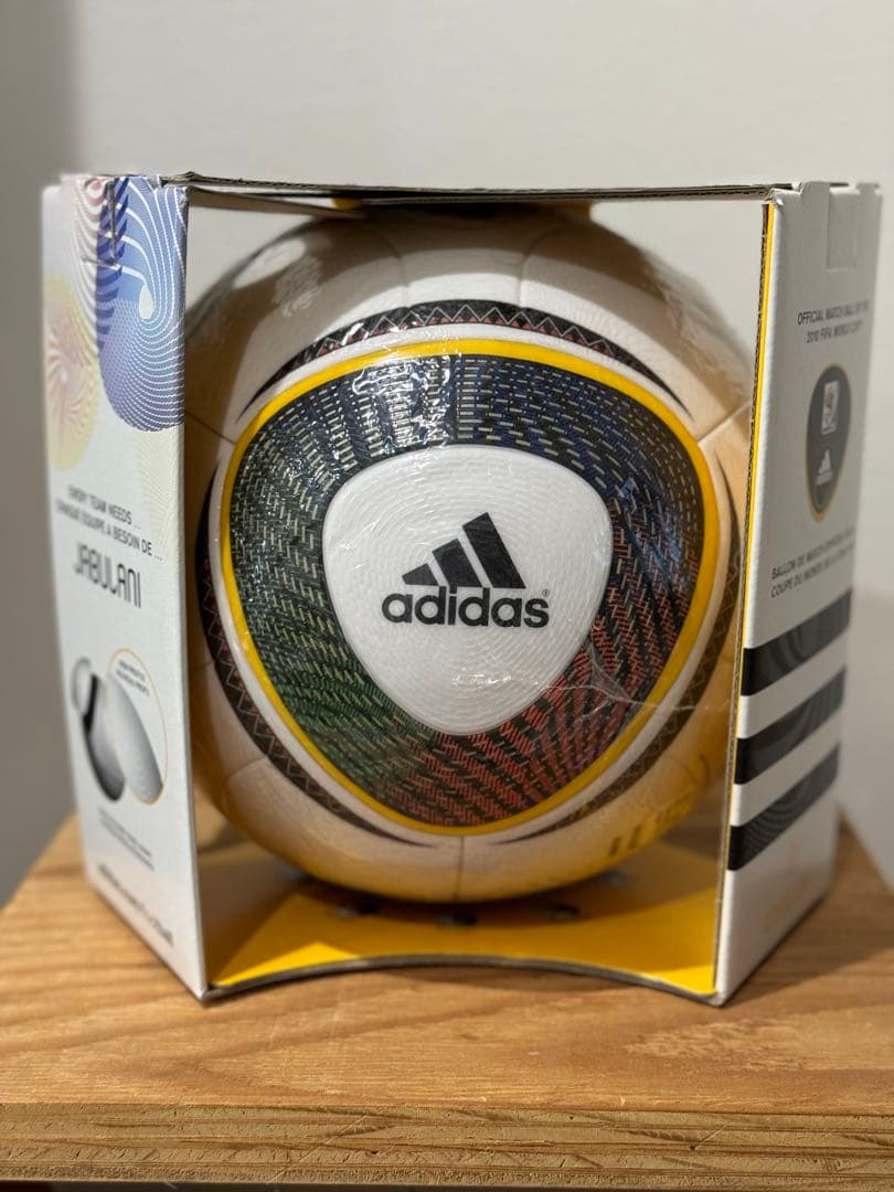 ジャブラニ　ワールドカップ2010　公式球　5号　暗室保管　新品未使用　箱付