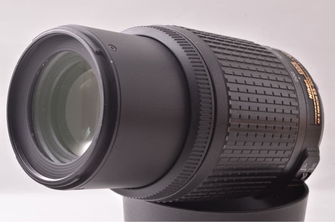 【どなた様でも購入OK】望遠レンズ　AF-S NIKKOR 55-200mm
