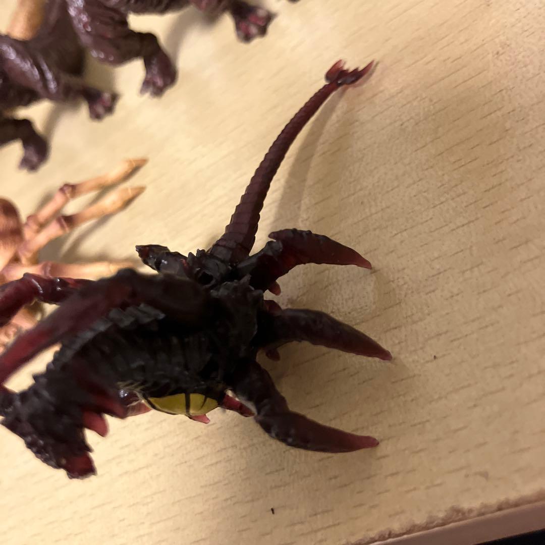 （値下げ）ゴジラ・ガメラ HG ガチャガチャ その他シリーズ 約80体セット