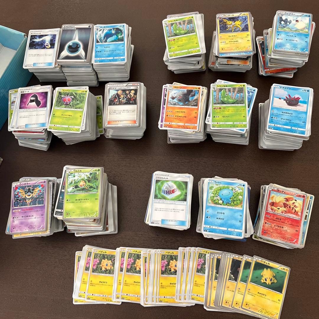 ポケモンカード　約4180枚がランダム　プレイマット付き　ボックスあり