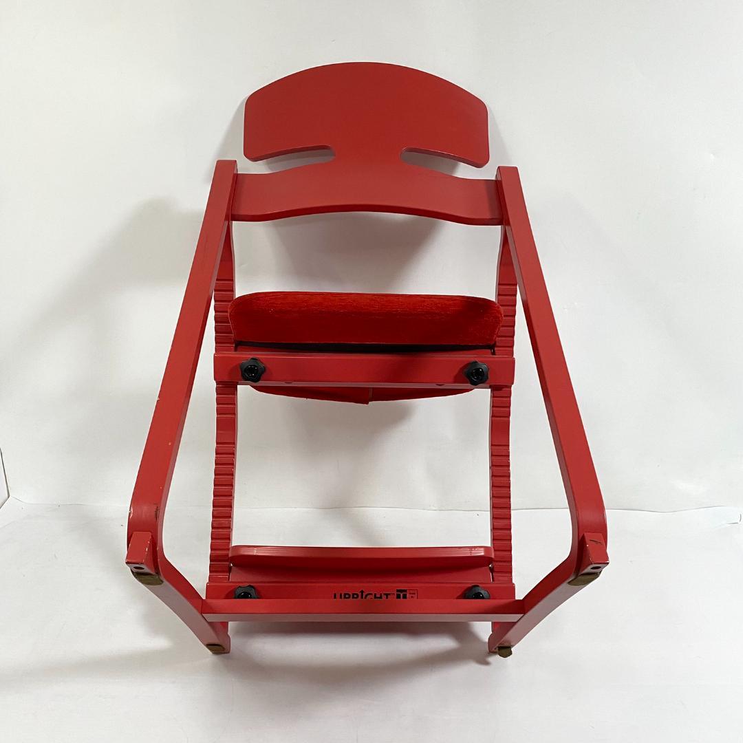 豊橋木工 UPRIGHT チェア レッド