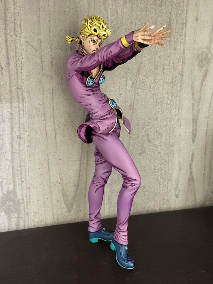 ジョジョ　ジョルノジョバーナ　フィギュア　リペイント