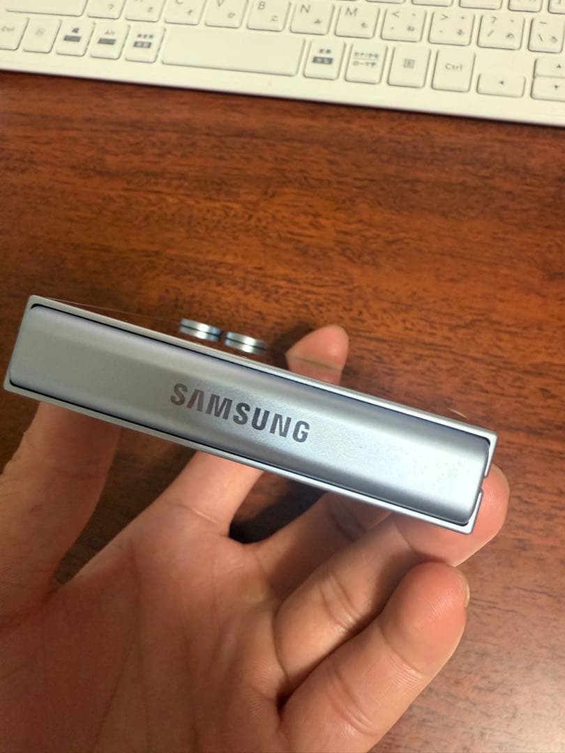 Samsung Galaxy Z Flip6 256GB SIMフリー