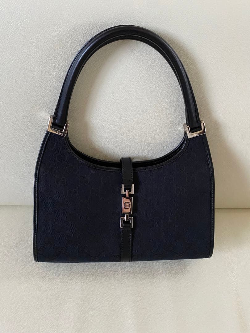 グッチ　ショルダーバッグ