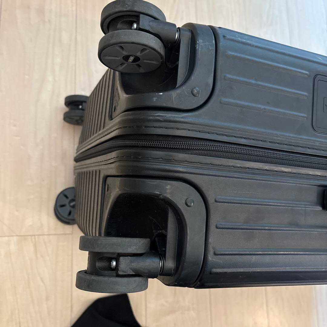 h*a様 スーツケース RIMOWA（リモワ） マットブラック 黒　63l 60