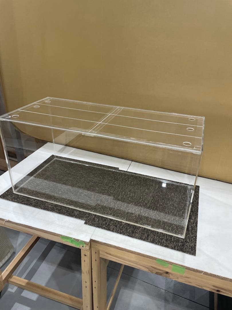 アクリル水槽、オール5mmクリア。