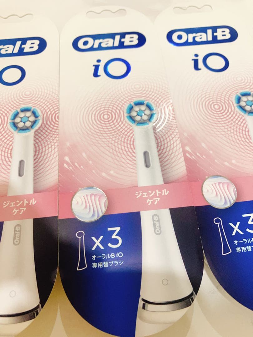 ☆新品３個☆オーラルB iO専用替えブラシ ジェントルケア ホワイト３本入り