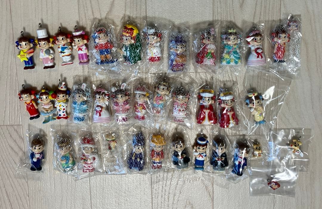 セット　ペコちゃん　ぽこちゃん　50周年　フィギュア　人形　缶　カン　不二家