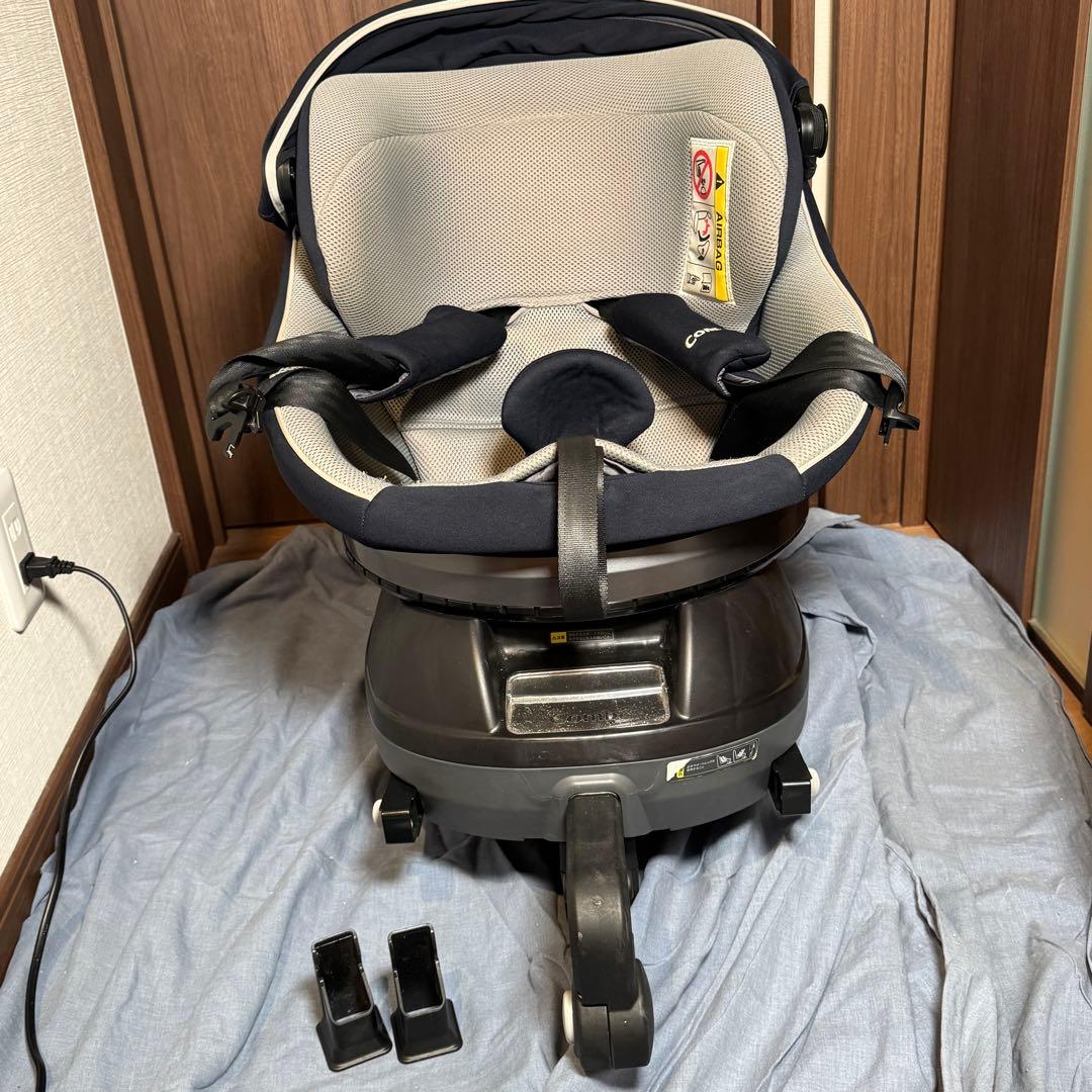 【美品】コンビ クルムーヴ ISOFIX 回転式 チャイルドシート ネイビー