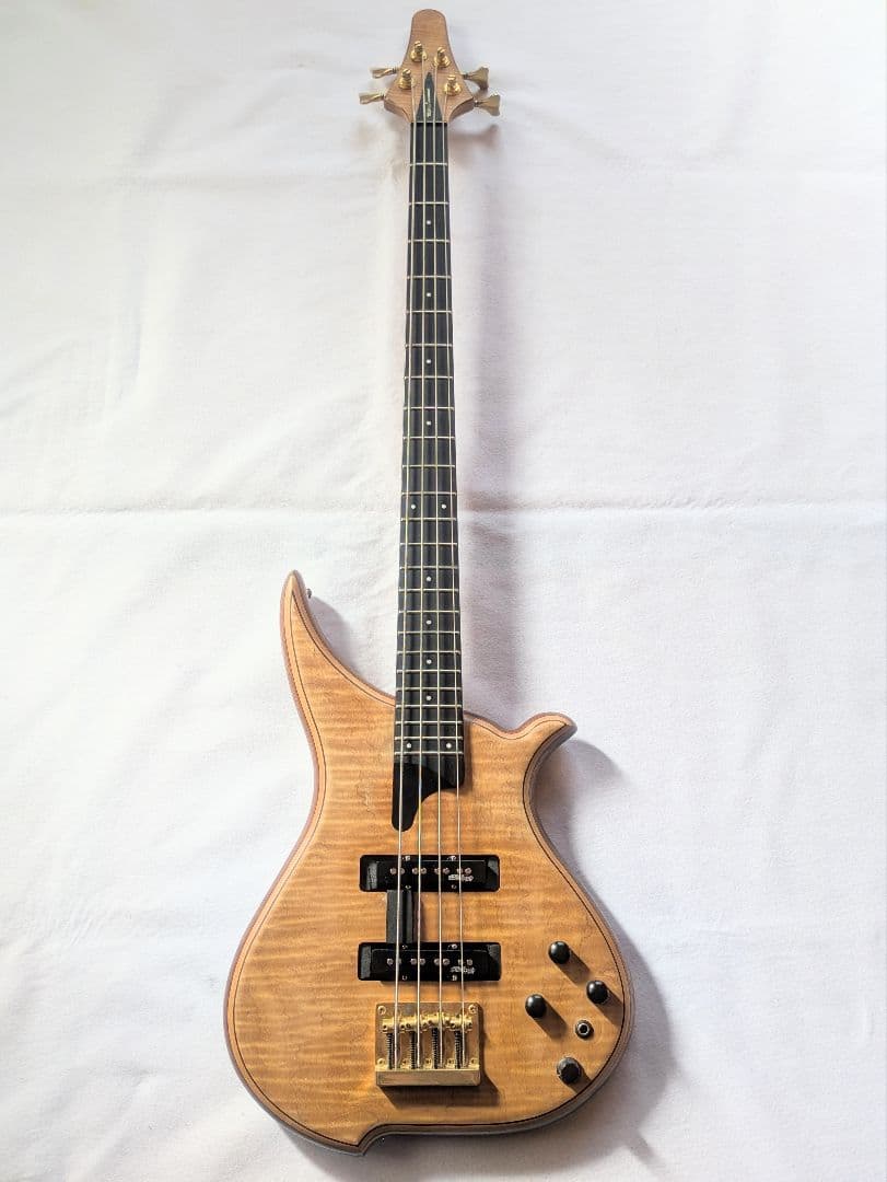 TUNE TWB-4 エレキベース　エボニー指板　※ピックアップパッシブ化