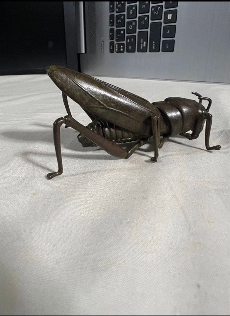 古銅自在バッタ置物 長約8CM
