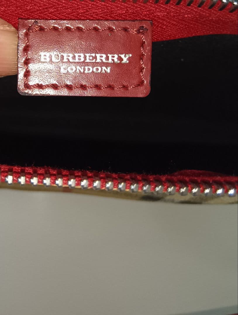 BURBERRYノバチック アクセサリー ポーチ ミニPVCベージュ