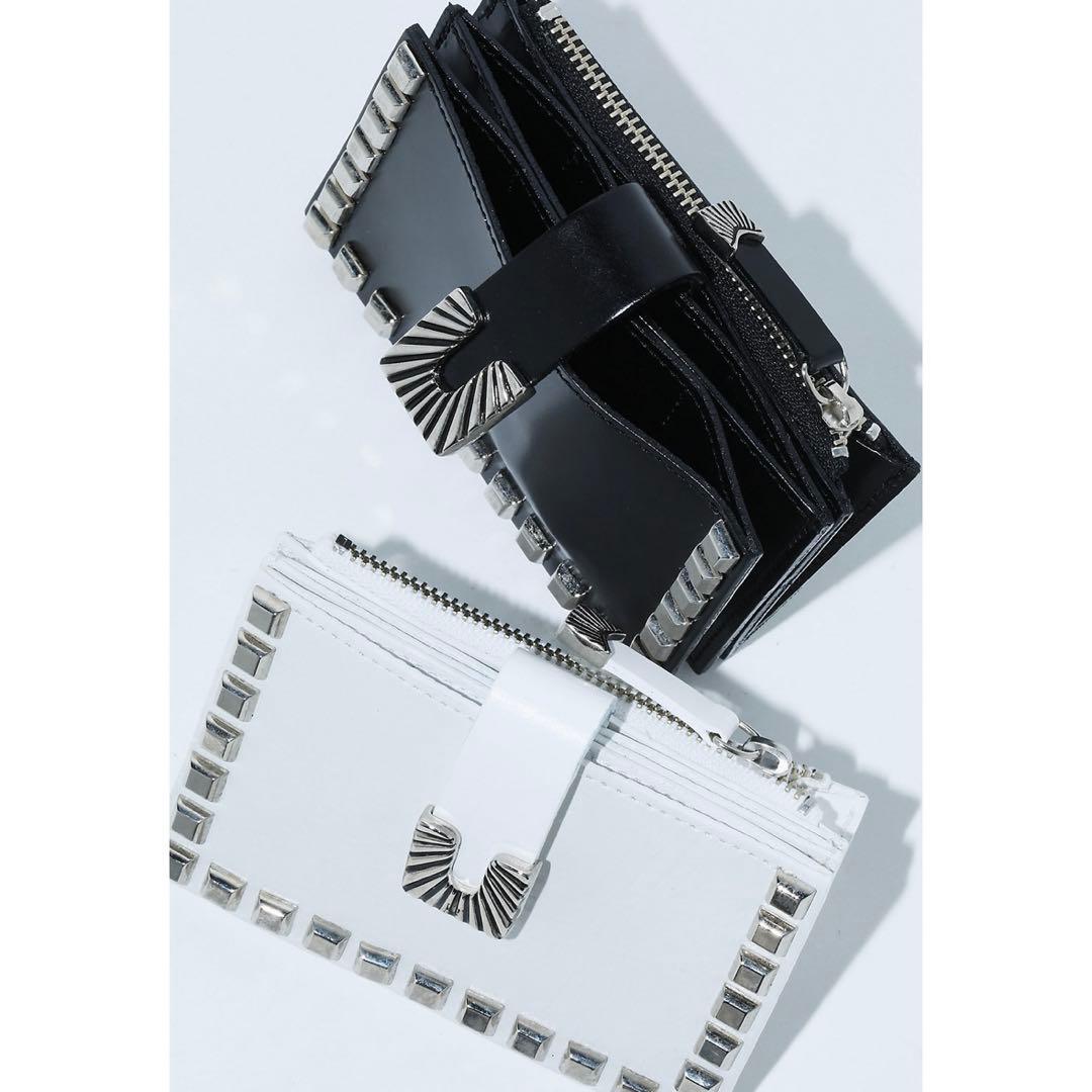 ぎ*す様 TOGA Leather wallet studs small 財布