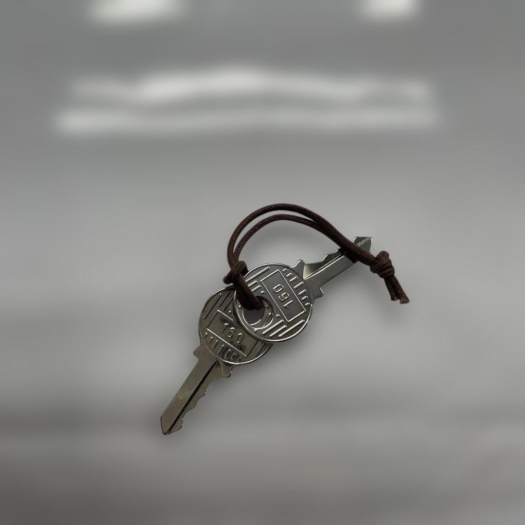 【12.9/5】HERMES エルメス カギ 2本 160番 袋付き