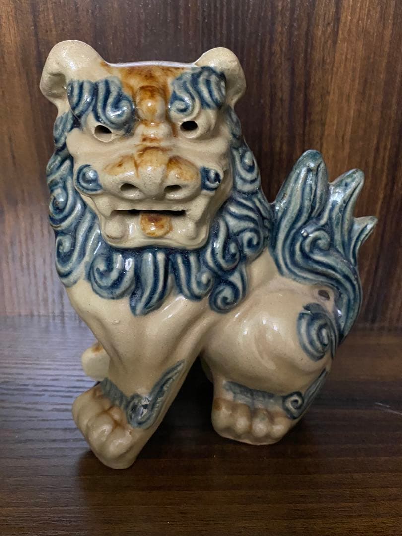 シーサー　獅子　陶器　オブジェ　置物　インテリア　工芸品　美術品