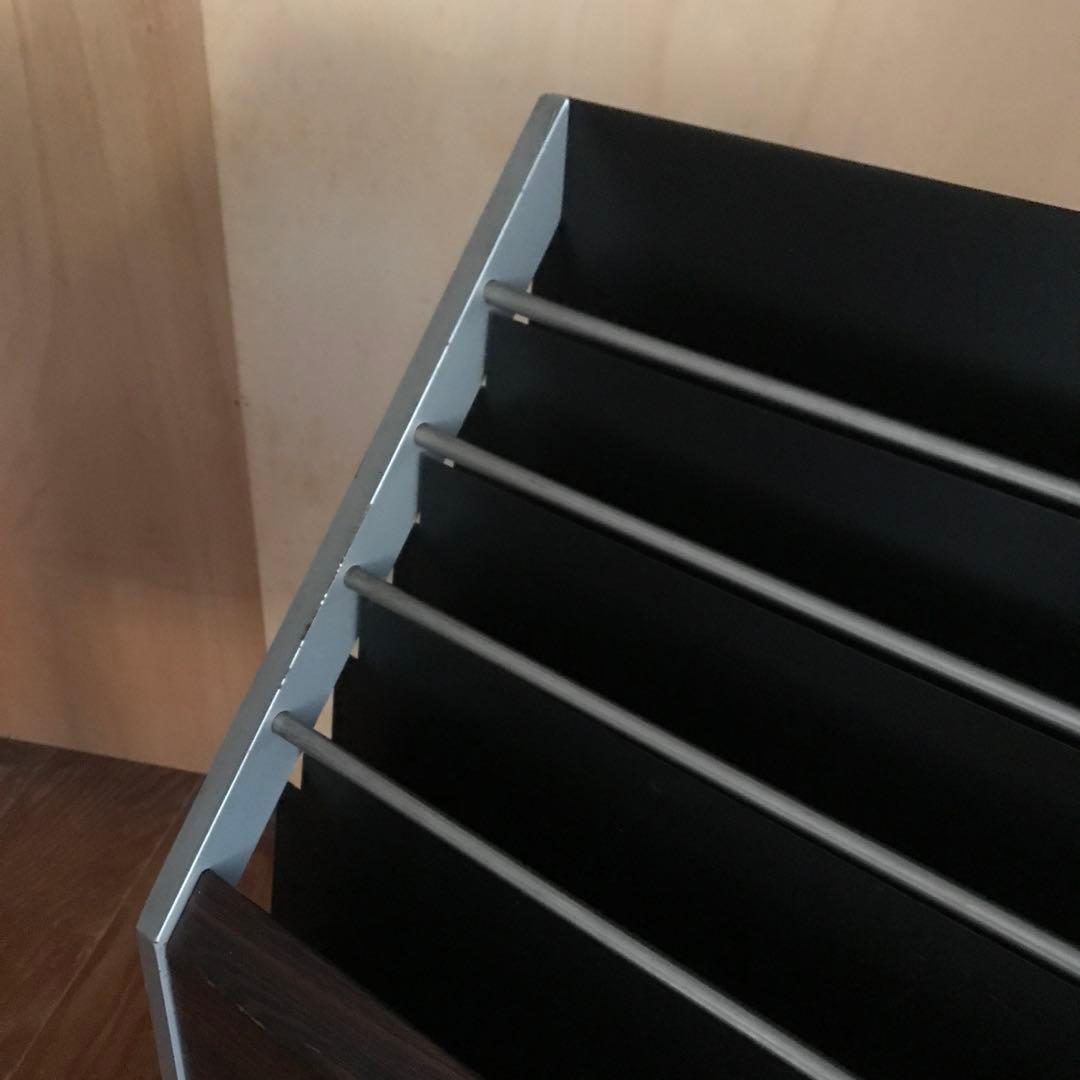 UCHIDA マガジンラックキャスター付 レトロモダン d&department