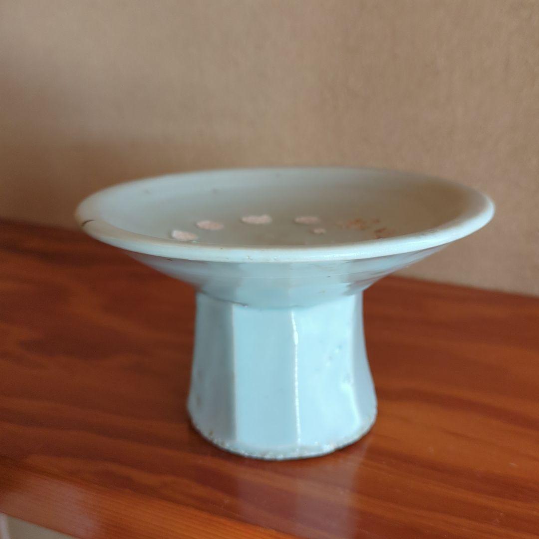 青磁 花模様 陶器皿 木箱付き　分院窯作　李朝面取台鉢　白磁　骨董品　古美術