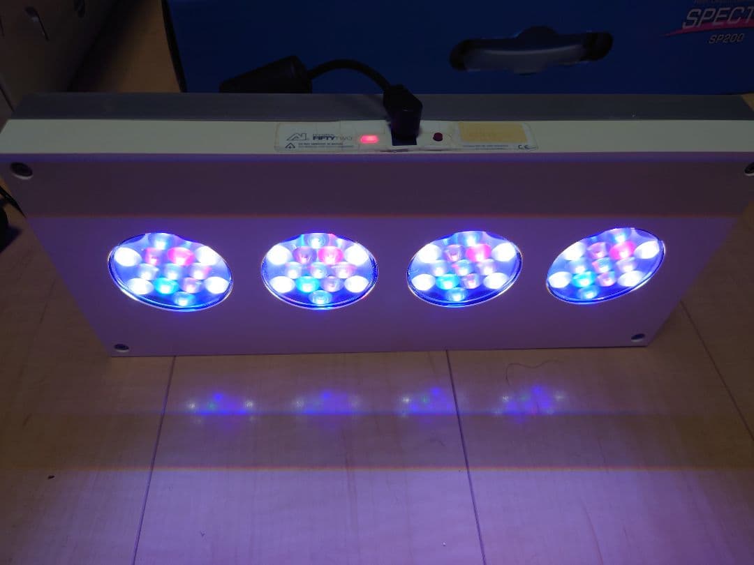 HYDRA FIFTY TWO LEDライト本体　ハイドラ52