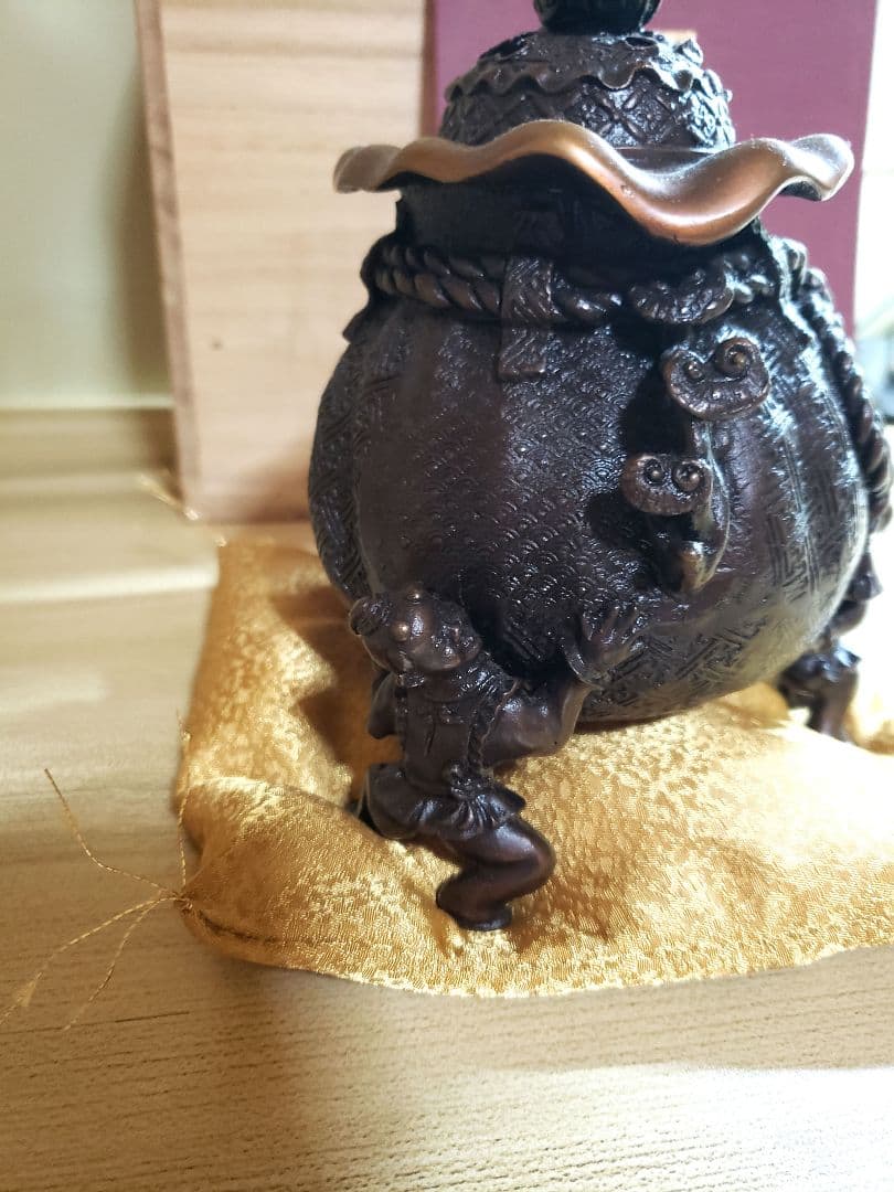 香炉 　金工家　二上常太郎(元威)作