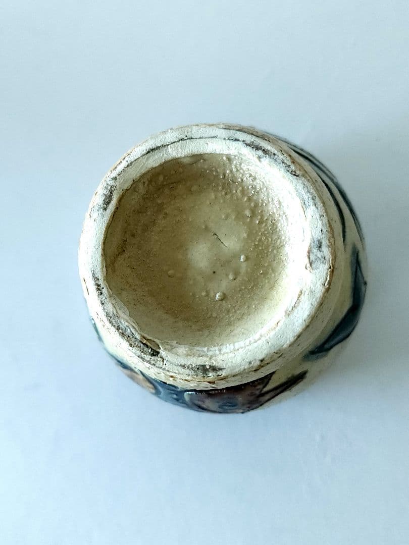 人間国宝 金城次郎 壺屋焼 魚文 海老文湯呑 陶器 高さ約7cm 共箱