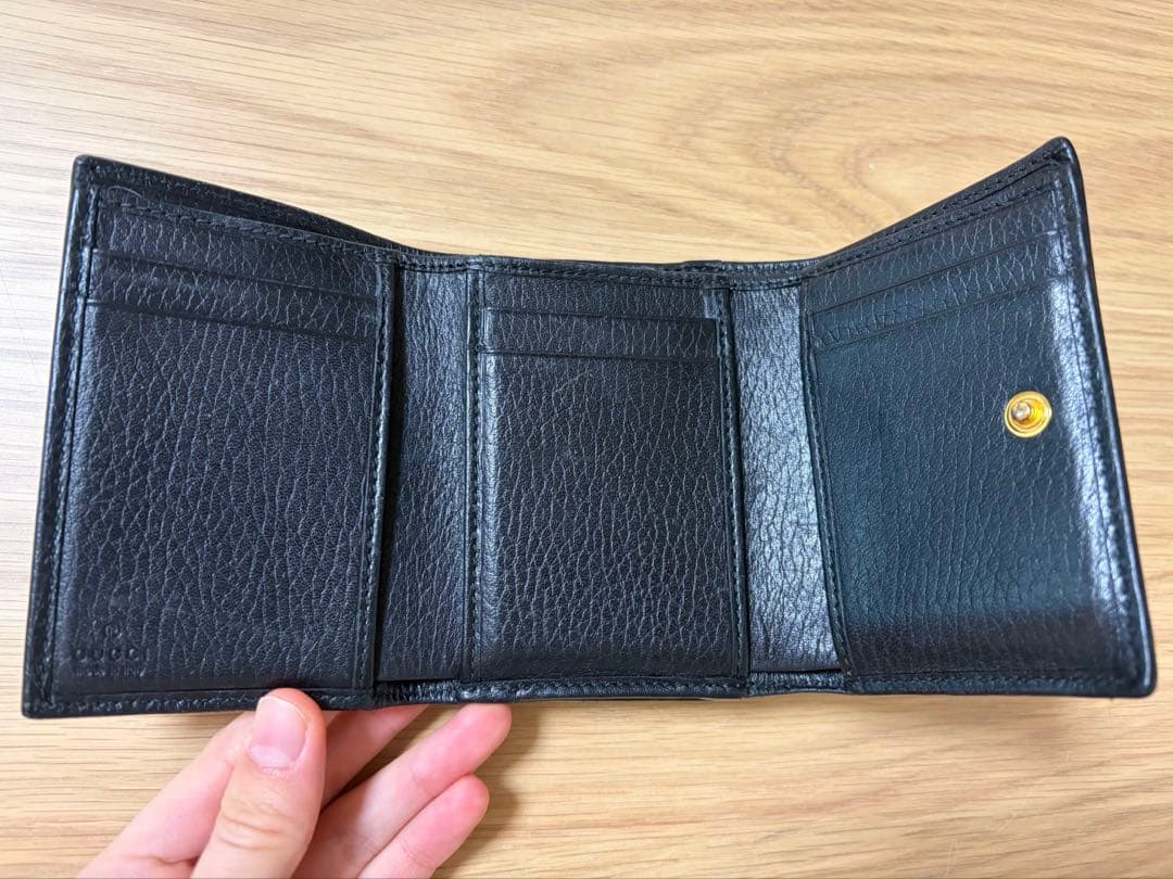 GUCCI ブラック レザー 財布 三つ折財布
