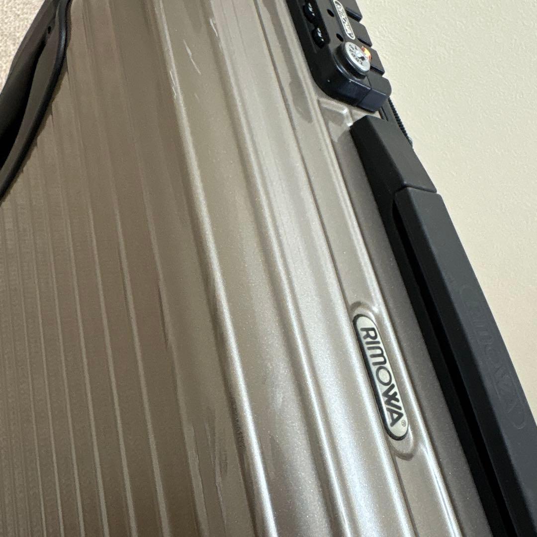 RIMOWA シャンパンゴールド　機内持ち込み可