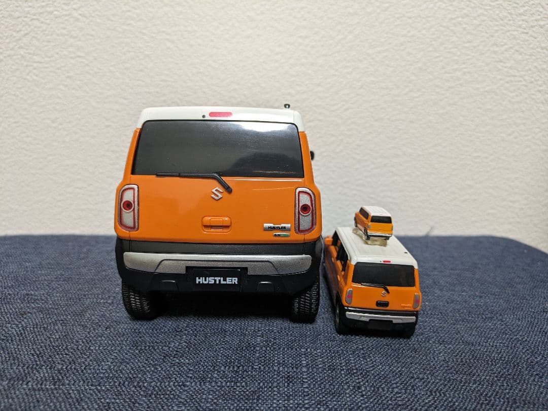 人気カラー　SUZUKI　hustler　ミニカー　カラーサンプル　非売品　初代