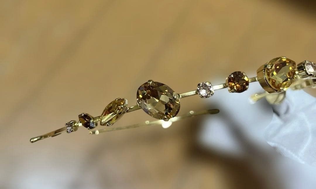 ザヘアバートウキョウTHE HAIR BAR TOKYO大粒ビジューカチューシャ