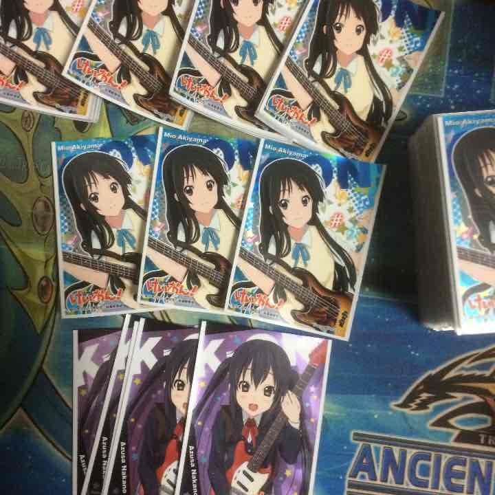 ヴァンガードスリーブとキャラスリーブ