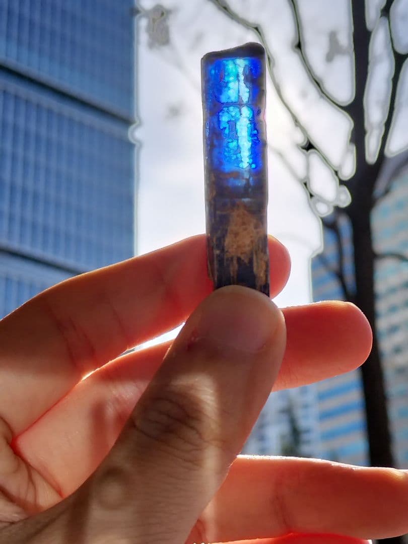 【ヒマラヤの青い石】ヒマラヤカイヤナイト原石