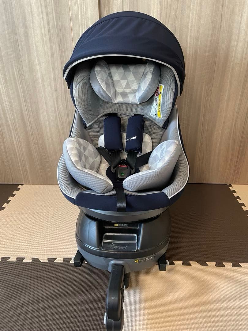 CombiクルムーヴスマートISOFIX エッグショックJN-570 ネイビー