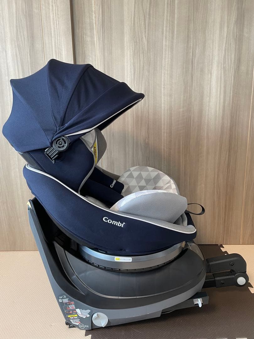 CombiクルムーヴスマートISOFIX エッグショックJN-570 ネイビー