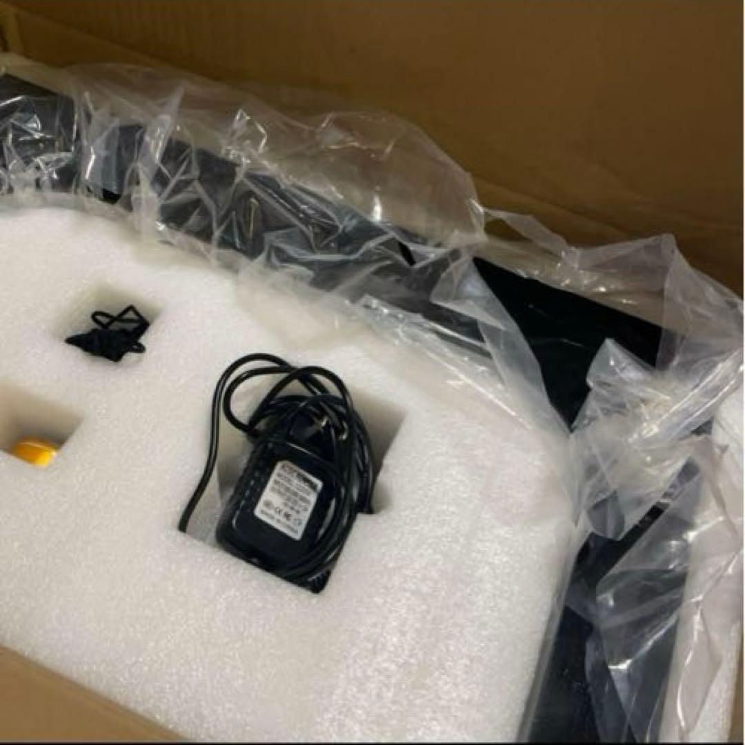 フローティングLED スニーカー