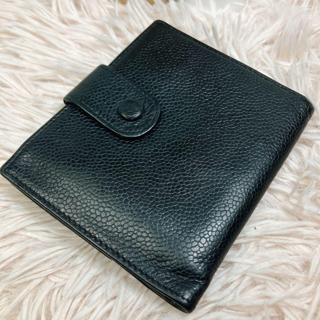 美品 CHANEL 二つ折り財布 ココマーク キャビアスキン レザー Wホック
