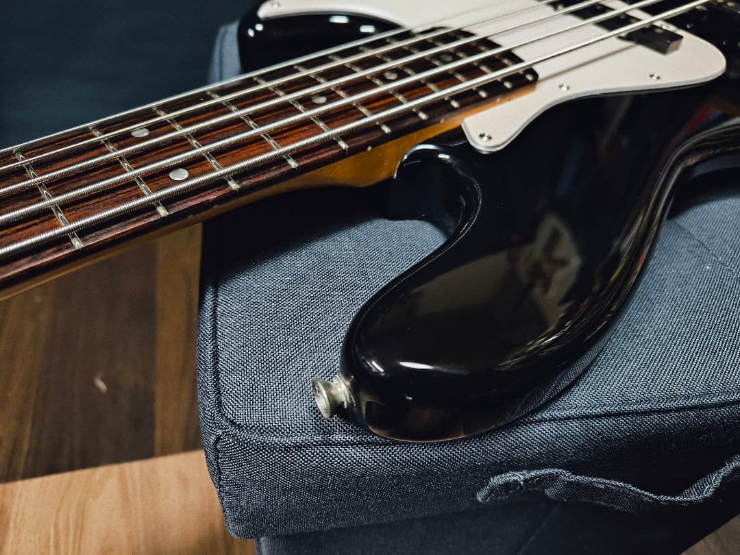 Squire by Fender Jazz Bass 5弦 ジャズベース