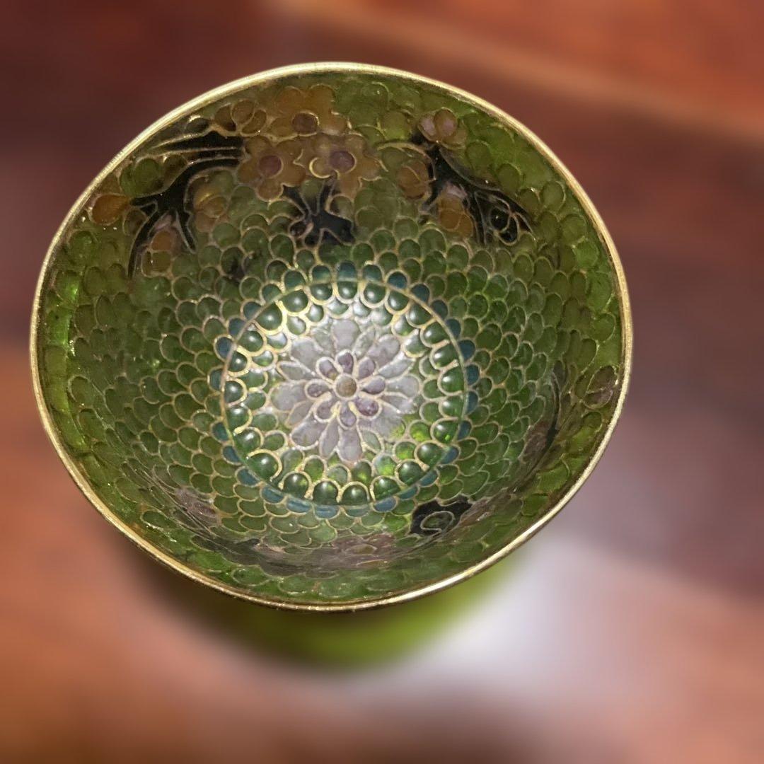 中国、ステンドグラス、花模様の緑色盃