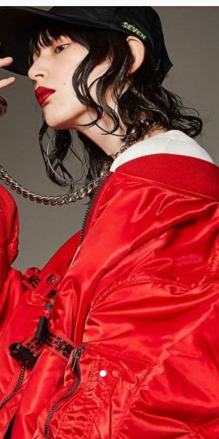 セブン ビックシルエット Mサイズ あか naoto 三代目 seven