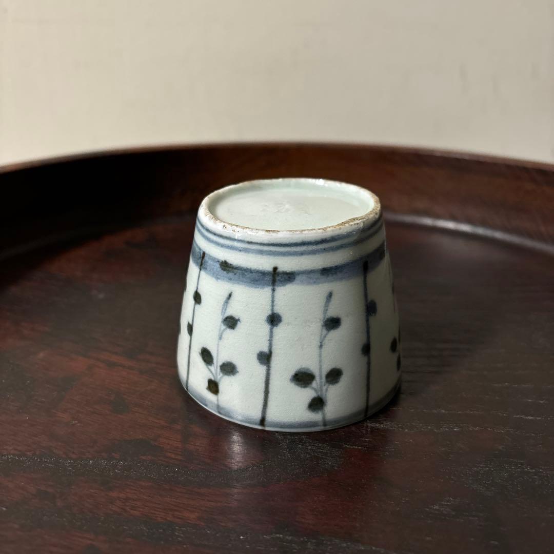古伊万里染付　格子縞　蔓草文　②蕎麦猪口　江戸初期前期　アンティーク　白磁　李朝