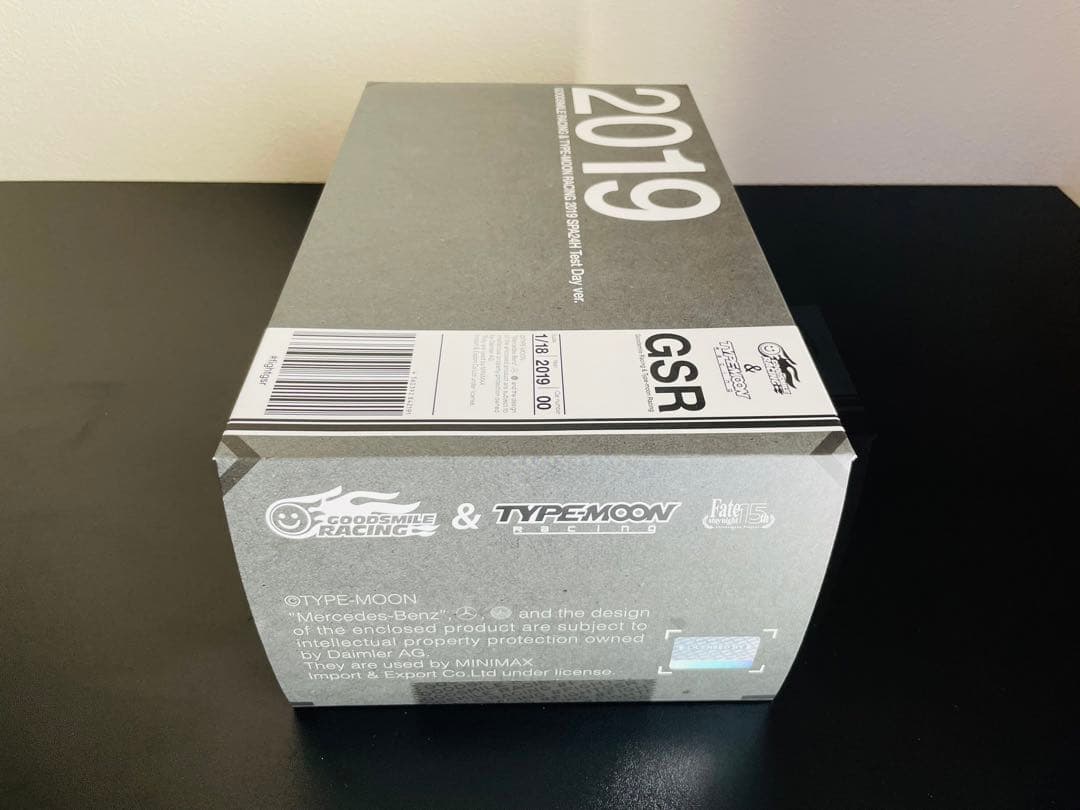 ミニカー 1/18 GOODSMILE RACING Fate AMG GT SPA24H