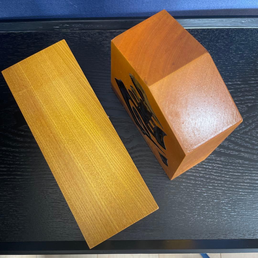 将棋飾駒　左馬　武内王将堂　圭作