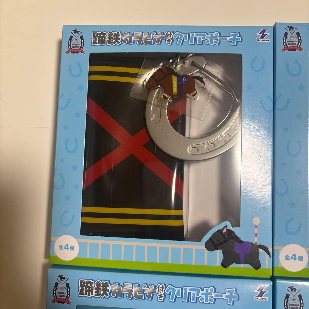 【ラウンドワン限定】サラブレッドコレクション　蹄鉄カラビナ付きクリアポーチ