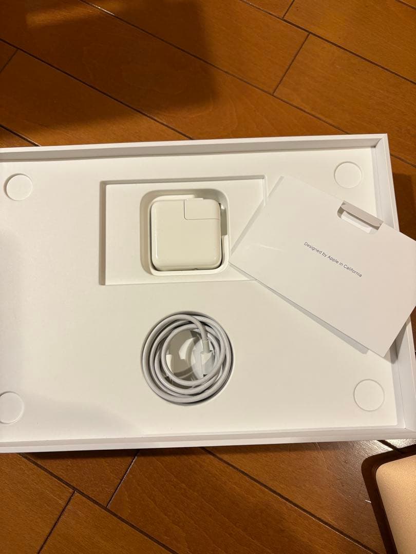 【美品/箱付き】MacBook Air 13-inch 2020 Gold