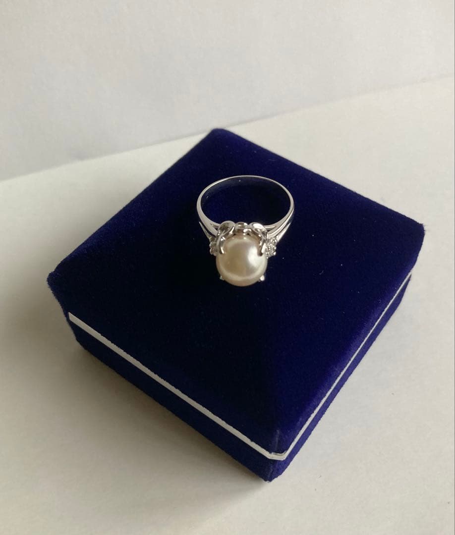 本真珠　パールリングPt900 脇ダイヤ　8.75mm 11.5号　未使用 ❤︎
